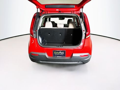 Used 2022 Kia Soul LX w/ Technology Package FWD image 28