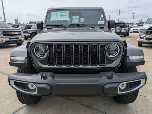 New 2026 Jeep Gladiator Mojave AWD/4WD image 9