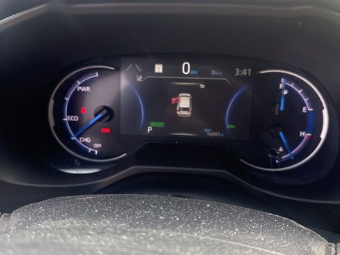 Used 2024 Toyota RAV4 XSE w/ Weather Package image 15