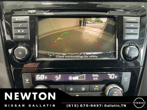 Used 2020 Nissan Rogue Sport SV FWD image 7