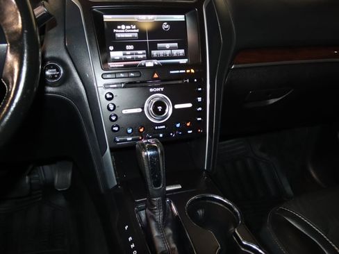 Used 2016 Ford Explorer Platinum AWD/4WD image 51
