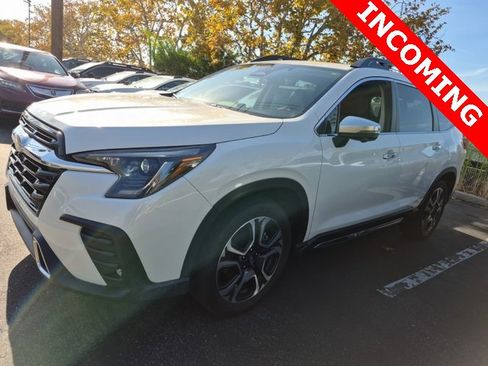 Used 2023 Subaru Ascent Touring image 4