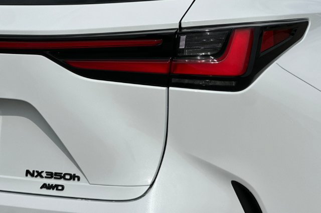 New 2026 Lexus NX 350h AWD w/ Premium Package image 7