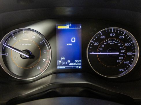 Used 2023 Subaru Crosstrek 2.5i Limited w/ Moonroof Package AWD/4WD image 35