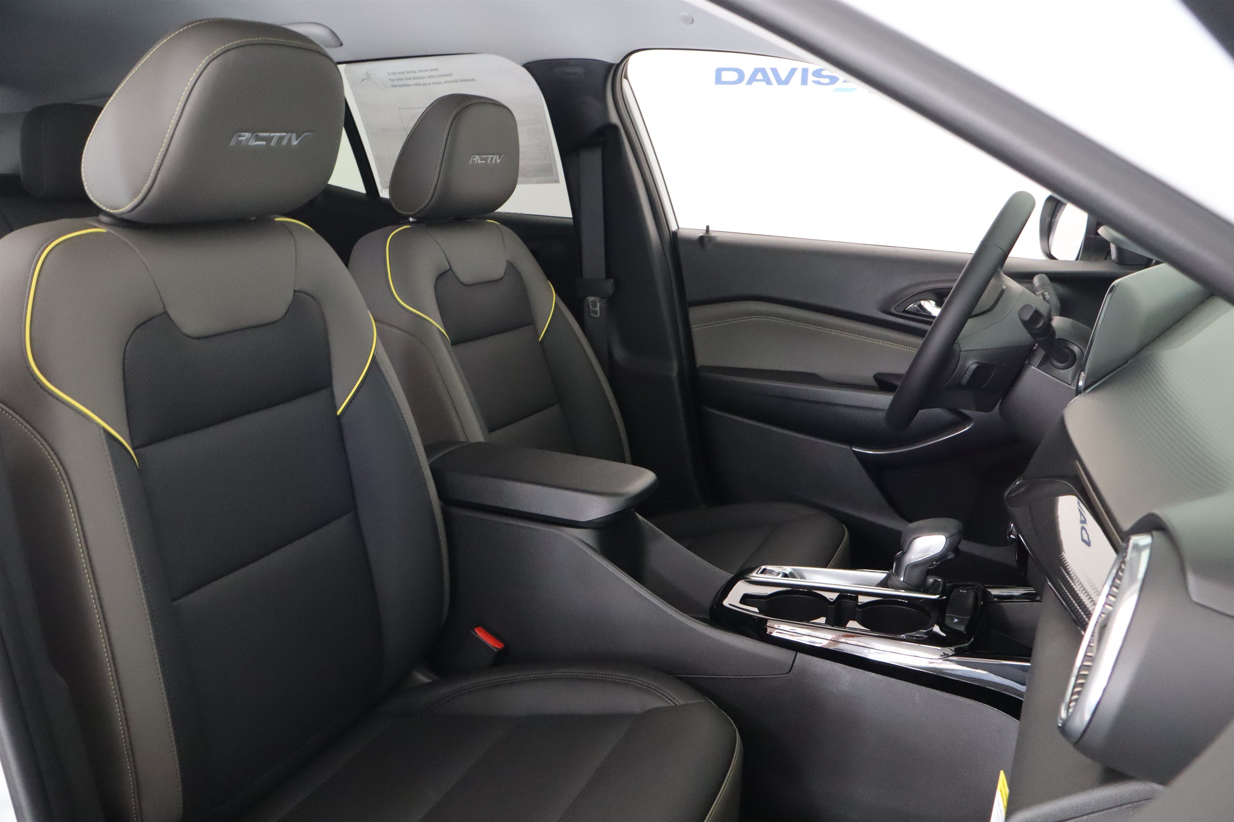 New 2026 Chevrolet Trax ACTIV w/ Driver Confidence Package FWD image 21