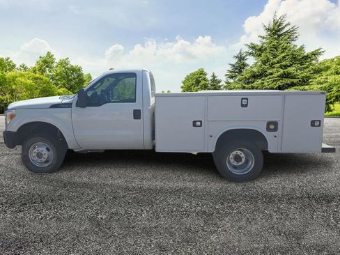 Used 2015 Ford F350 XL w/ Trailer Tow Package image 4