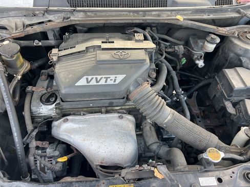 Used 2005 Toyota RAV4 4WD image 12