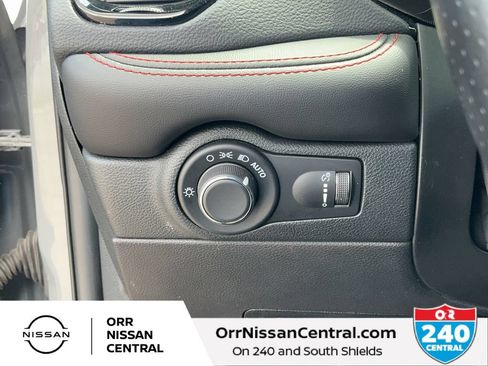 Used 2024 Dodge Durango GT AWD/4WD image 19