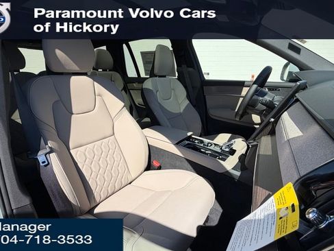 New 2026 Volvo XC90 B5 Core w/ Protection Package image 18