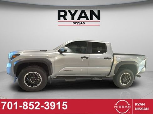Used 2024 Toyota Tacoma TRD Off-Road w/ TRD Off Road Premium Package image 2