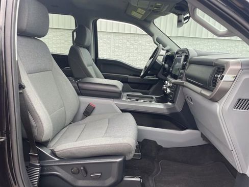Used 2025 Ford F150 XLT w/ Equipment Group 302A MID image 15