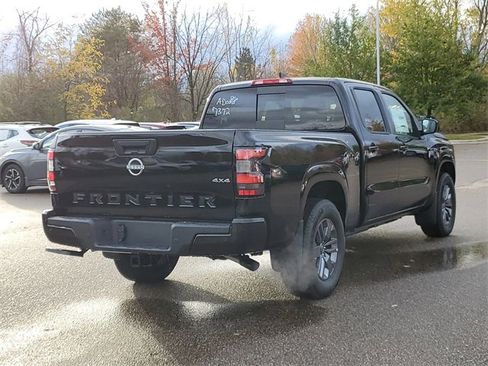 New 2026 Nissan Frontier SV image 4