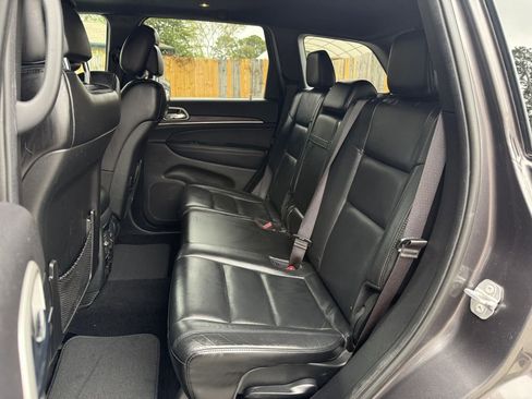 Used 2019 Jeep Grand Cherokee Limited image 10