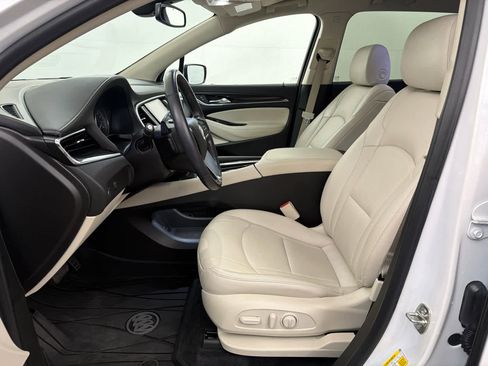 Used 2023 Buick Enclave Essence FWD image 14