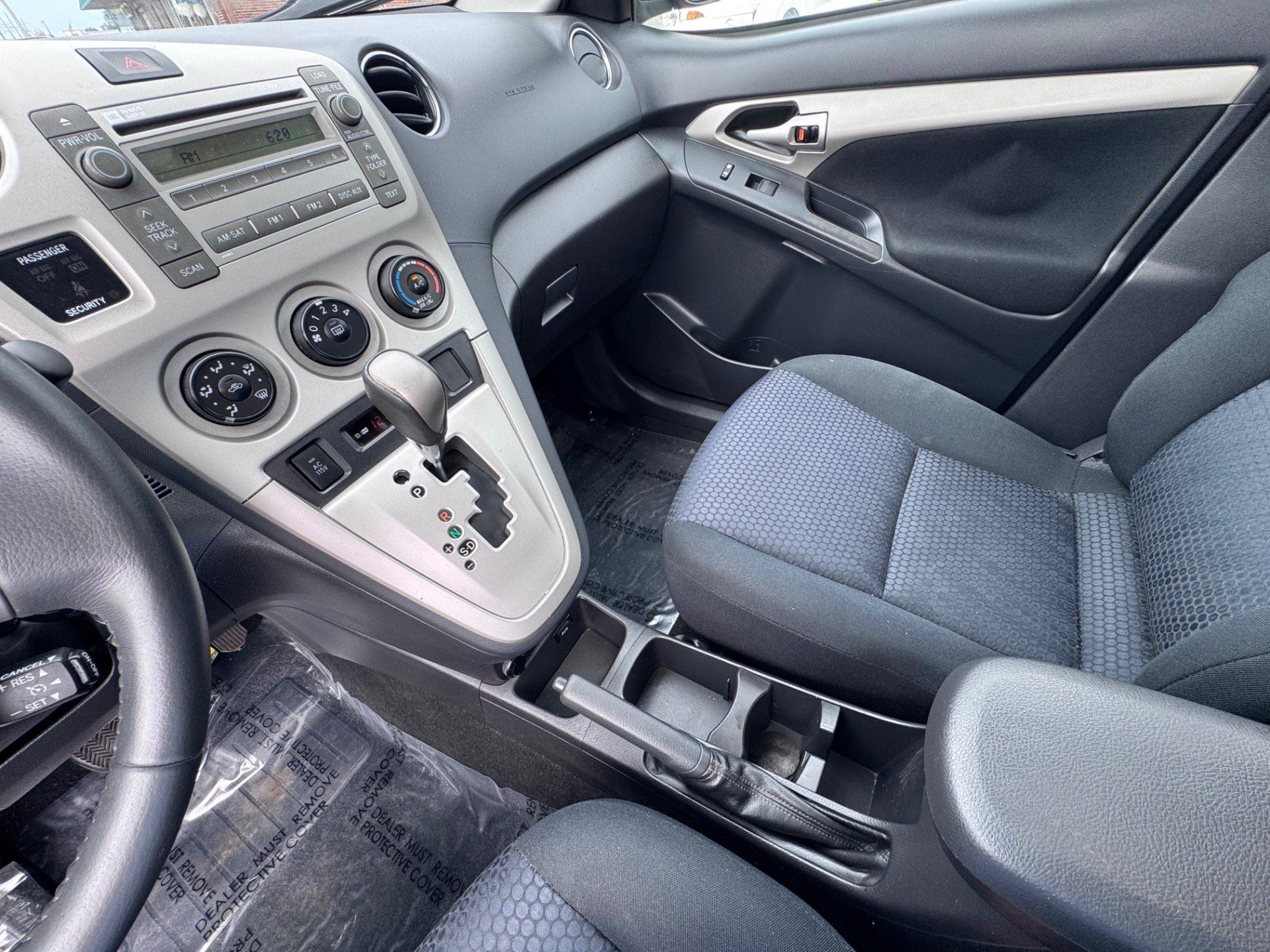 Used 2009 Toyota Matrix XRS FWD image 24
