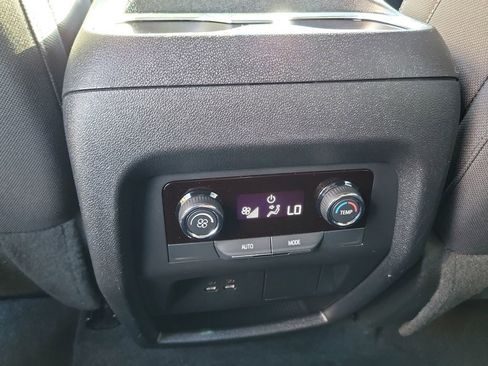 Used 2024 Chevrolet Traverse LS w/ Midnight/Sport Edition image 19