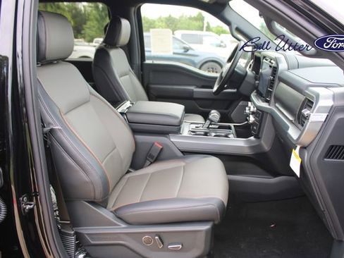 New 2025 Ford F150 Lariat w/ Equipment Group 502A High image 9