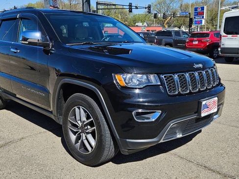 Used 2020 Jeep Grand Cherokee Limited AWD/4WD image 3