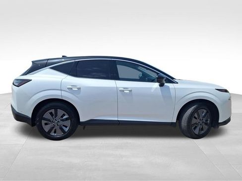 Certified 2025 Nissan Murano SL AWD/4WD image 9