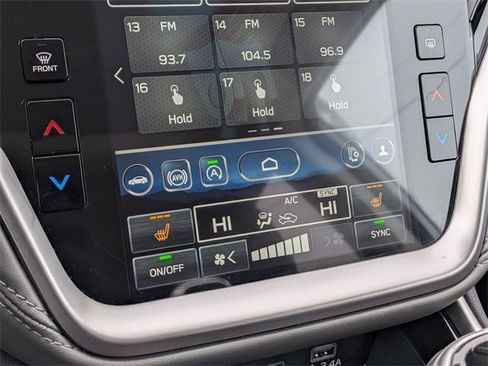 Used 2025 Subaru Outback Onyx Edition image 23