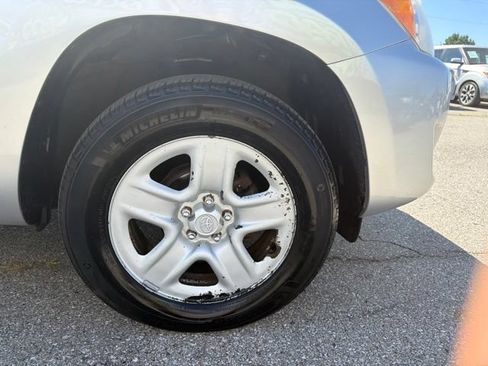 Used 2010 Toyota RAV4 4WD w/ Base L4 Extra Value Pkg image 31