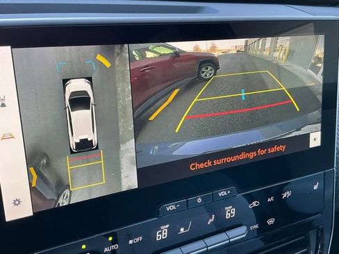 Certified 2024 Subaru Solterra Limited image 23