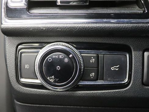 Used 2021 Lincoln Navigator L Reserve image 32