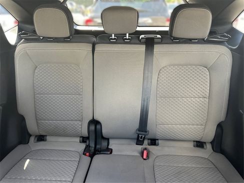 Used 2022 Ford Escape SE image 16