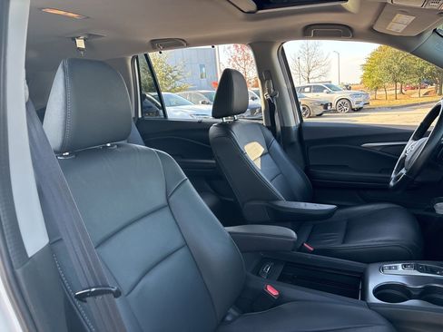 Used 2022 Honda Pilot EX-L image 11