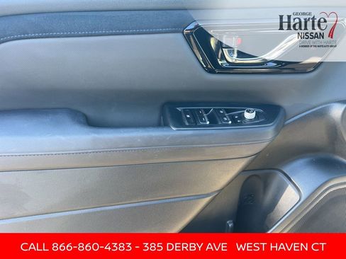 Used 2025 Subaru Forester Limited AWD/4WD image 26