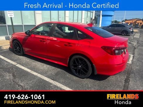 Used 2023 Honda Civic Sport image 3