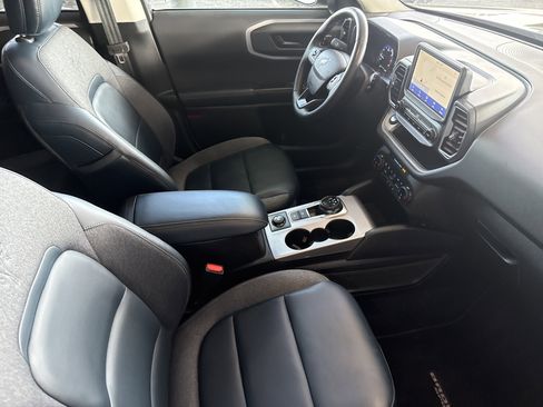 Used 2024 Ford Bronco Sport Outer Banks w/ Tech Package image 17