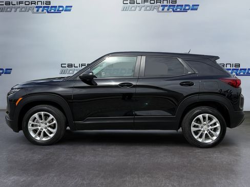 Used 2024 Chevrolet TrailBlazer LS w/ LS Convenience Package image 8