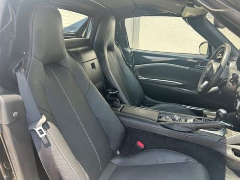 Used 2025 MAZDA MX-5 Miata RF Grand Touring RWD image 18