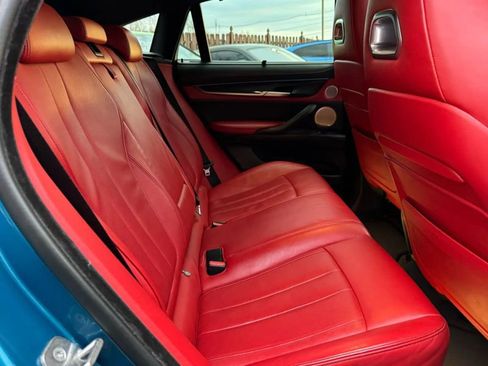 Used 2015 BMW X6 M image 25