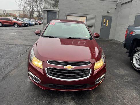 Used 2015 Chevrolet Cruze LT FWD image 2