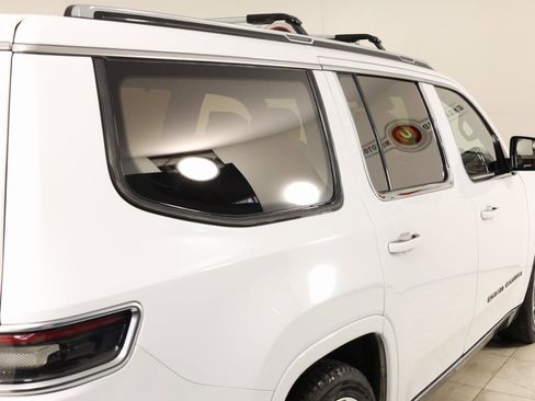 Used 2022 Jeep Grand Wagoneer Series III w/ Rear Seat Video Group 1 image 47