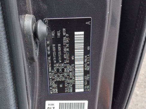 Used 2025 Toyota Sienna Platinum AWD/4WD image 24