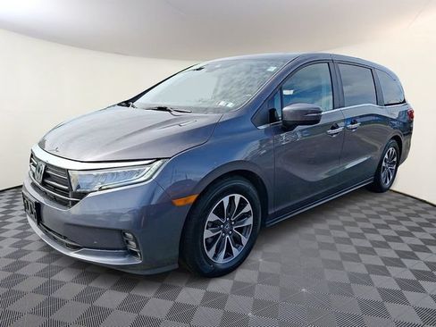 Used 2024 Honda Odyssey EX-L image 3