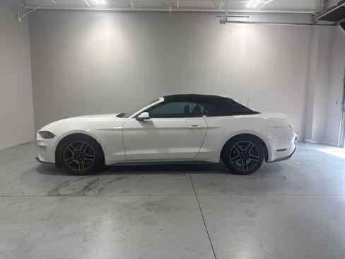 Used 2020 Ford Mustang Premium RWD image 10