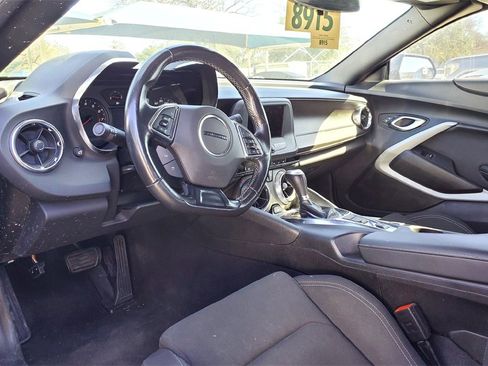 Used 2023 Chevrolet Camaro LT image 9