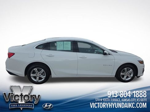 Used 2024 Chevrolet Malibu LT FWD image 6