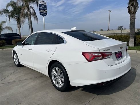 Used 2019 Chevrolet Malibu Hybrid image 6