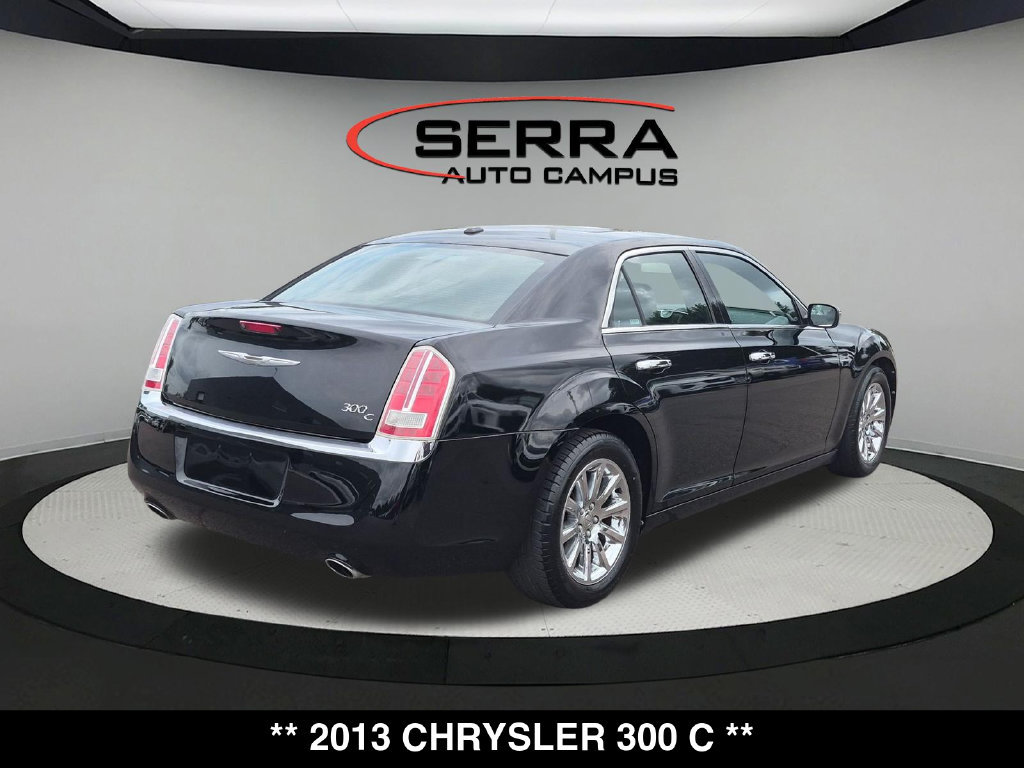 Used 2013 Chrysler 300 C RWD image 12