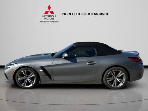 Used 2025 BMW Z4 sDrive30i w/ Premium Package image 9