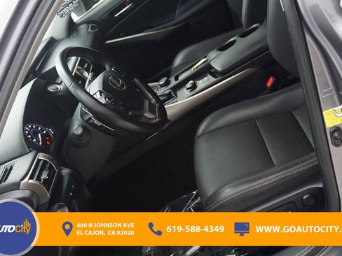 Used 2016 Lexus IS 200t image 9