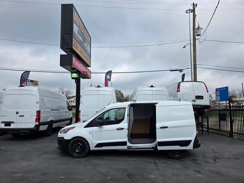 Used 2022 Ford Transit Connect XL FWD image 6