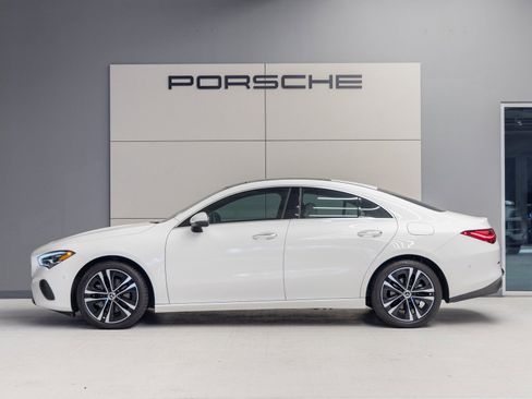 Used 2025 Mercedes-Benz CLA 250 image 2