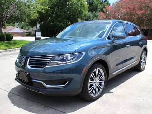 Used 2016 Lincoln MKX Reserve w/ Technology Package FWD image 4
