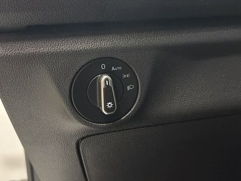 Used 2023 Volkswagen Jetta S image 10